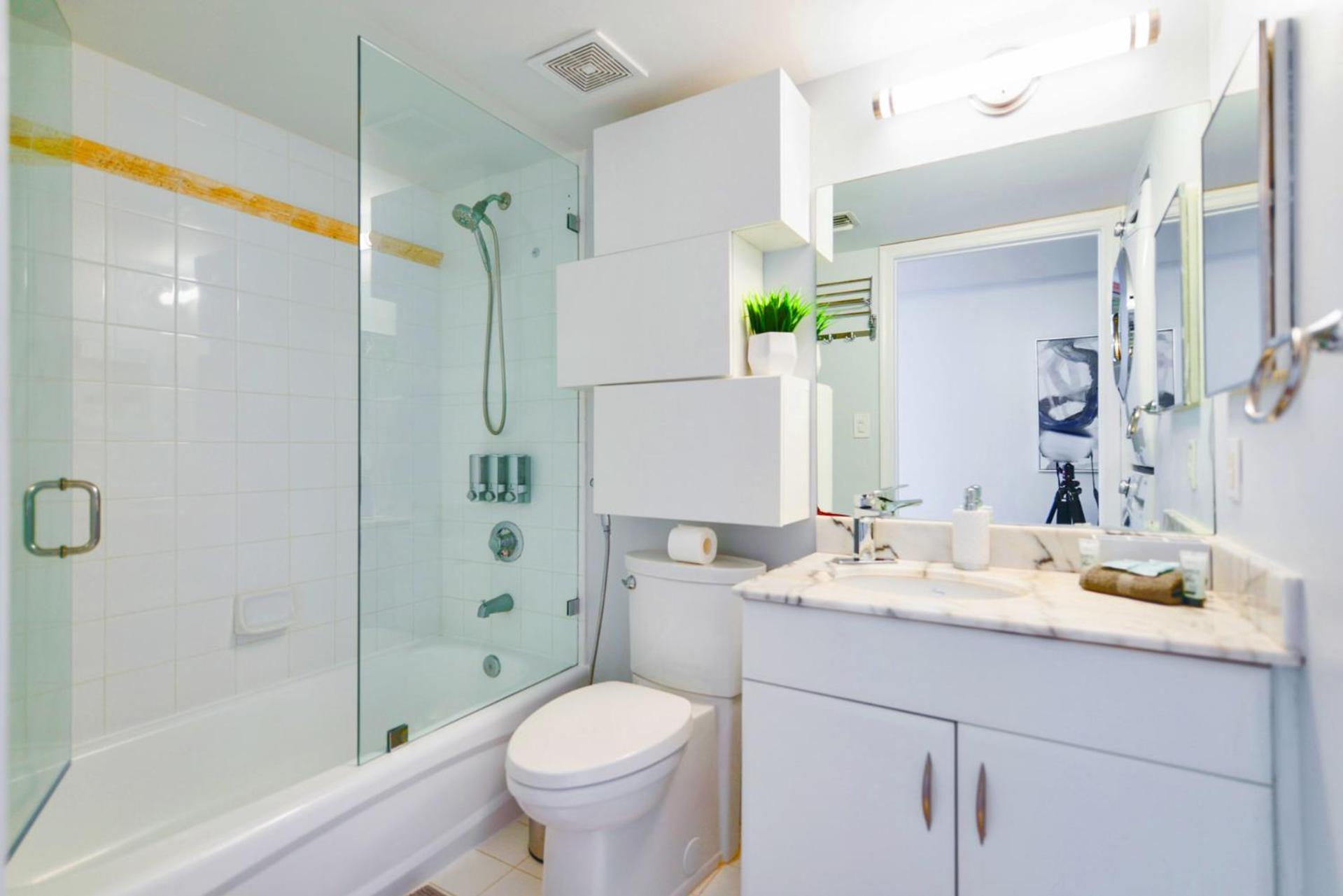 Upscale In Brickell Apartment *