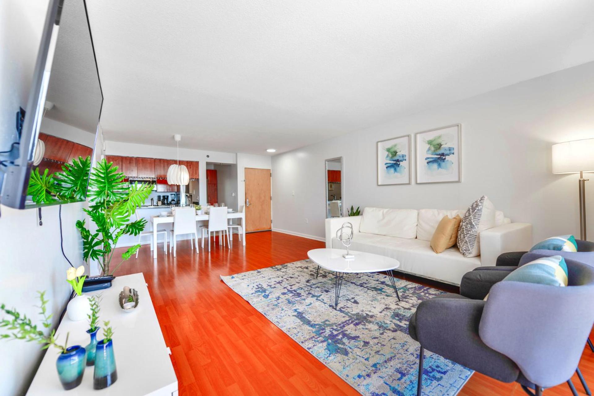 Upscale In Brickell Apartment